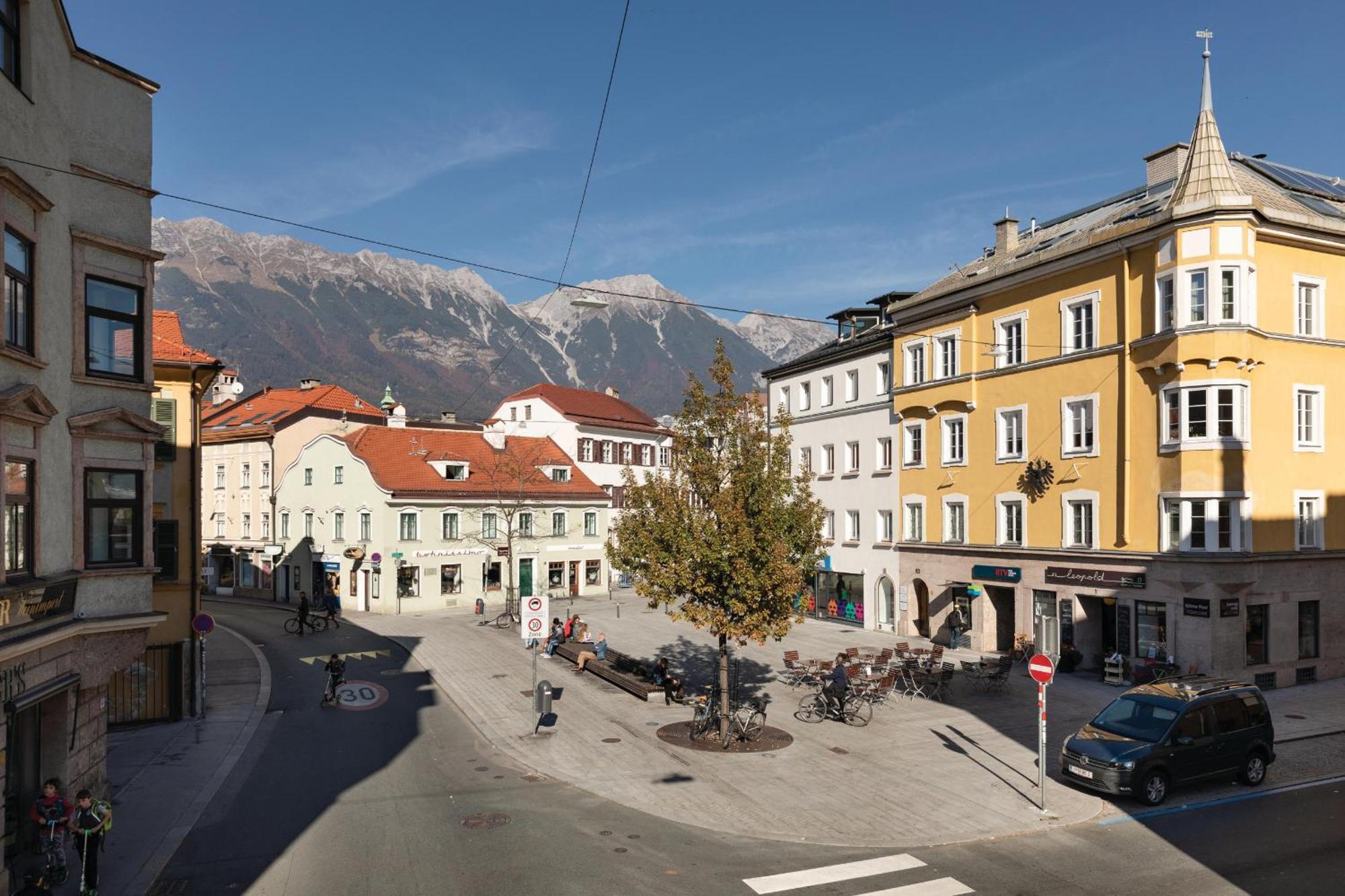 Huge Apartment In Awesome Location With Parking Innsbruck Esterno foto